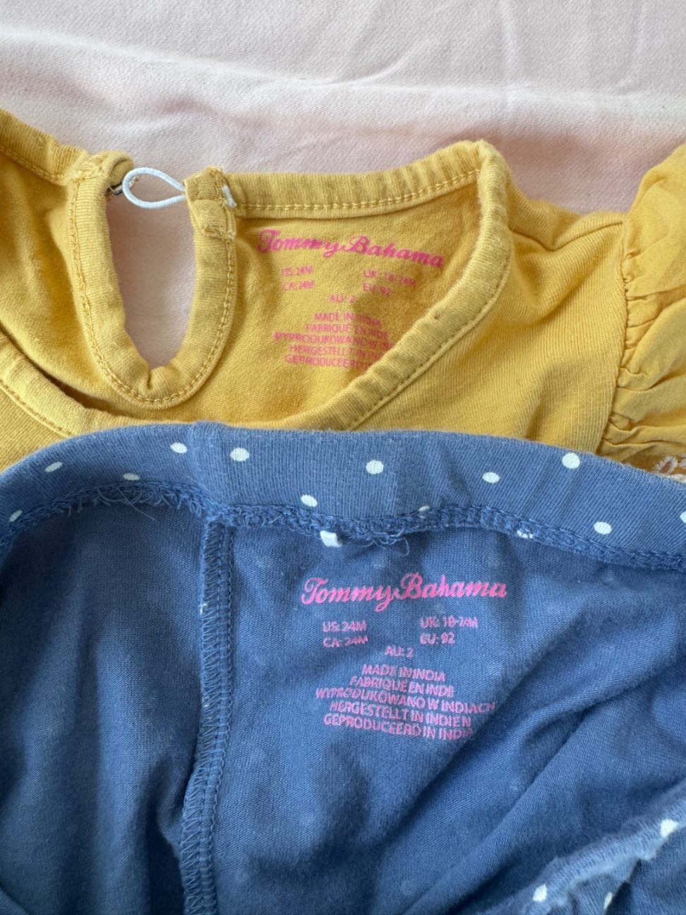Tommy Bahama Clothing set - photo 2